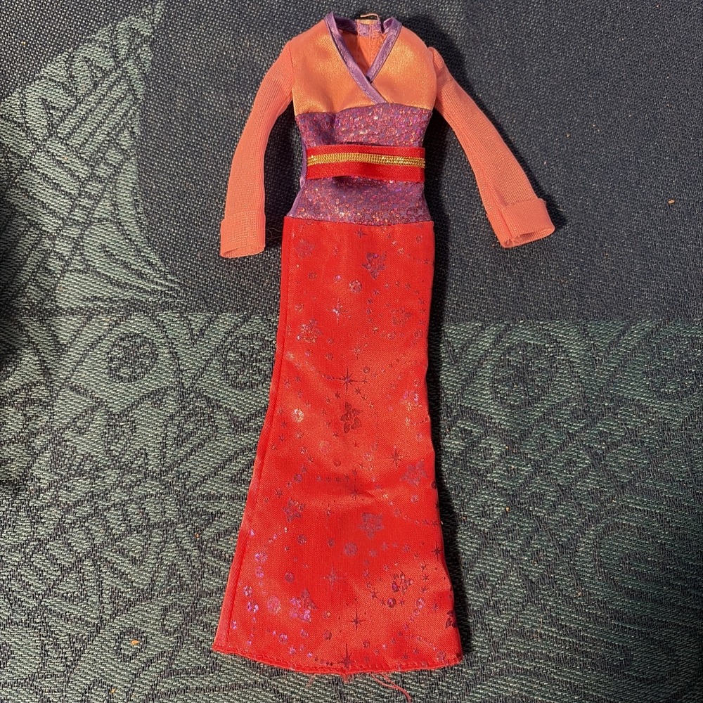 1999 DISNEY MULAN SPARKLING PRINCESS DRESS